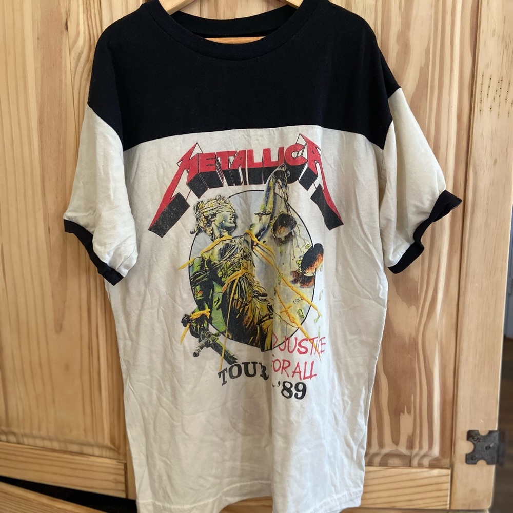 Metallica women’s shirt